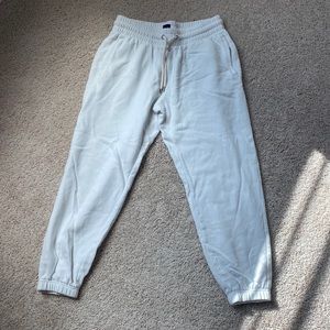 Gap White Joggers/Sweatpants in white Womens small